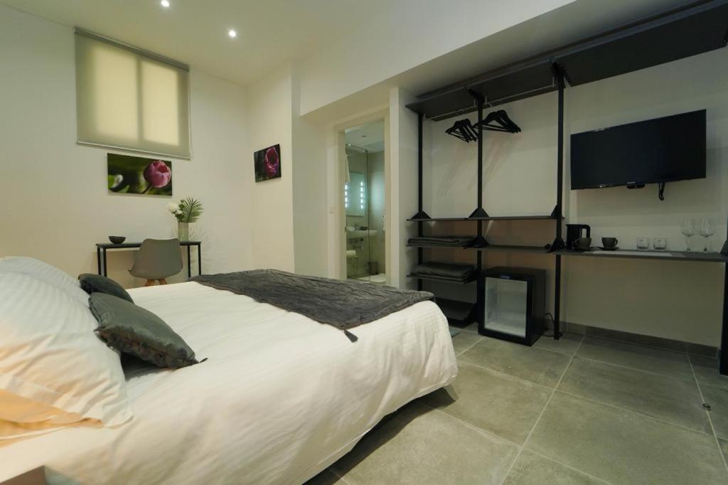 Private Rooms With Bathroom In Валлетта Екстер'єр фото
