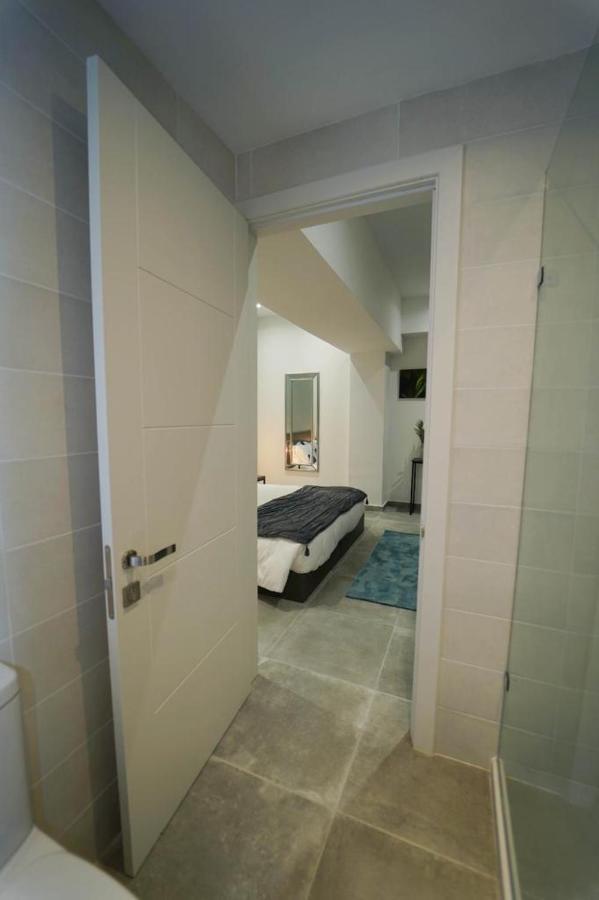 Private Rooms With Bathroom In Валлетта Екстер'єр фото