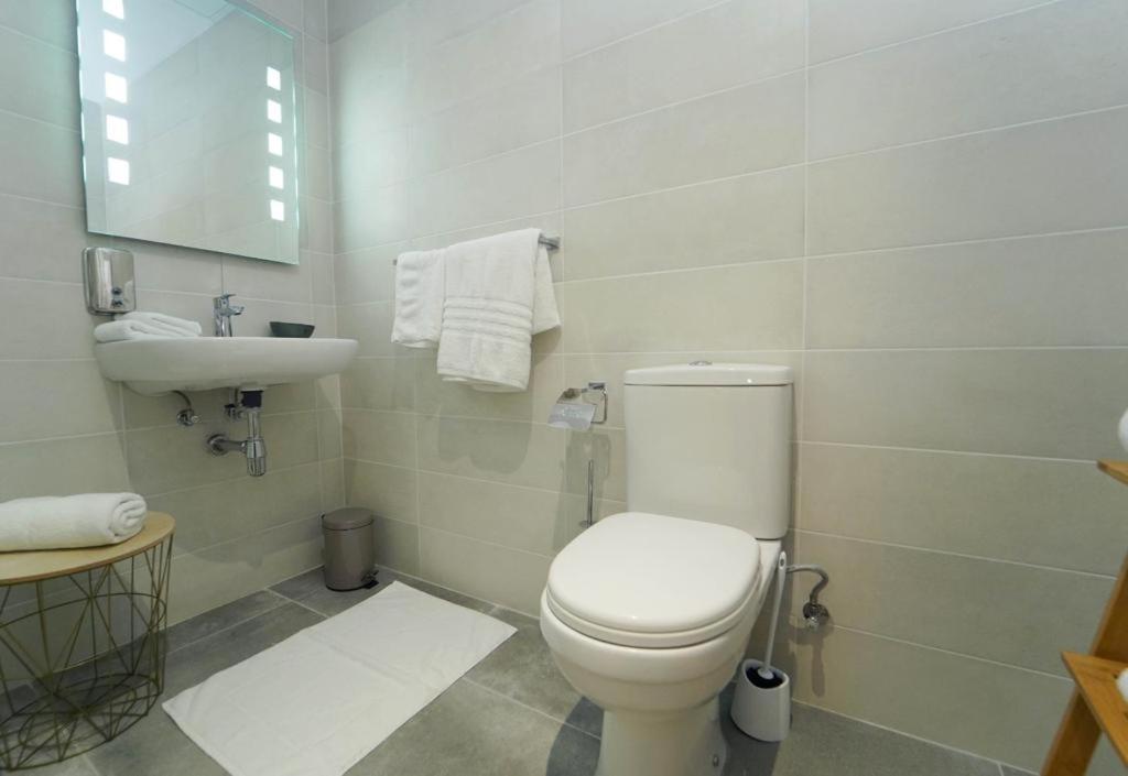 Private Rooms With Bathroom In Валлетта Екстер'єр фото