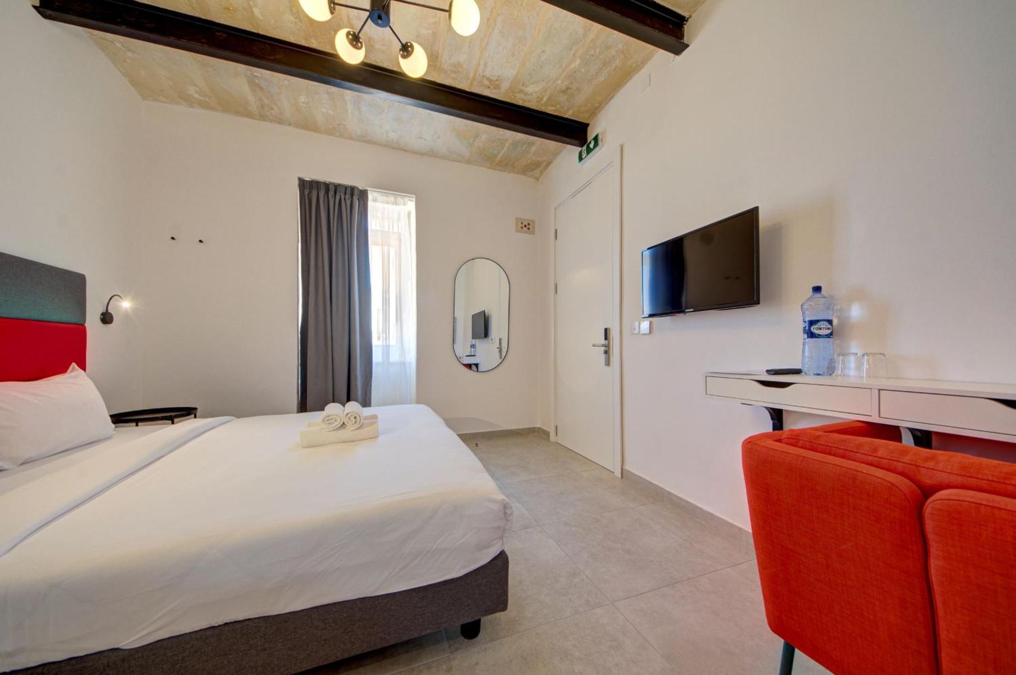 Private Rooms With Bathroom In Валлетта Екстер'єр фото