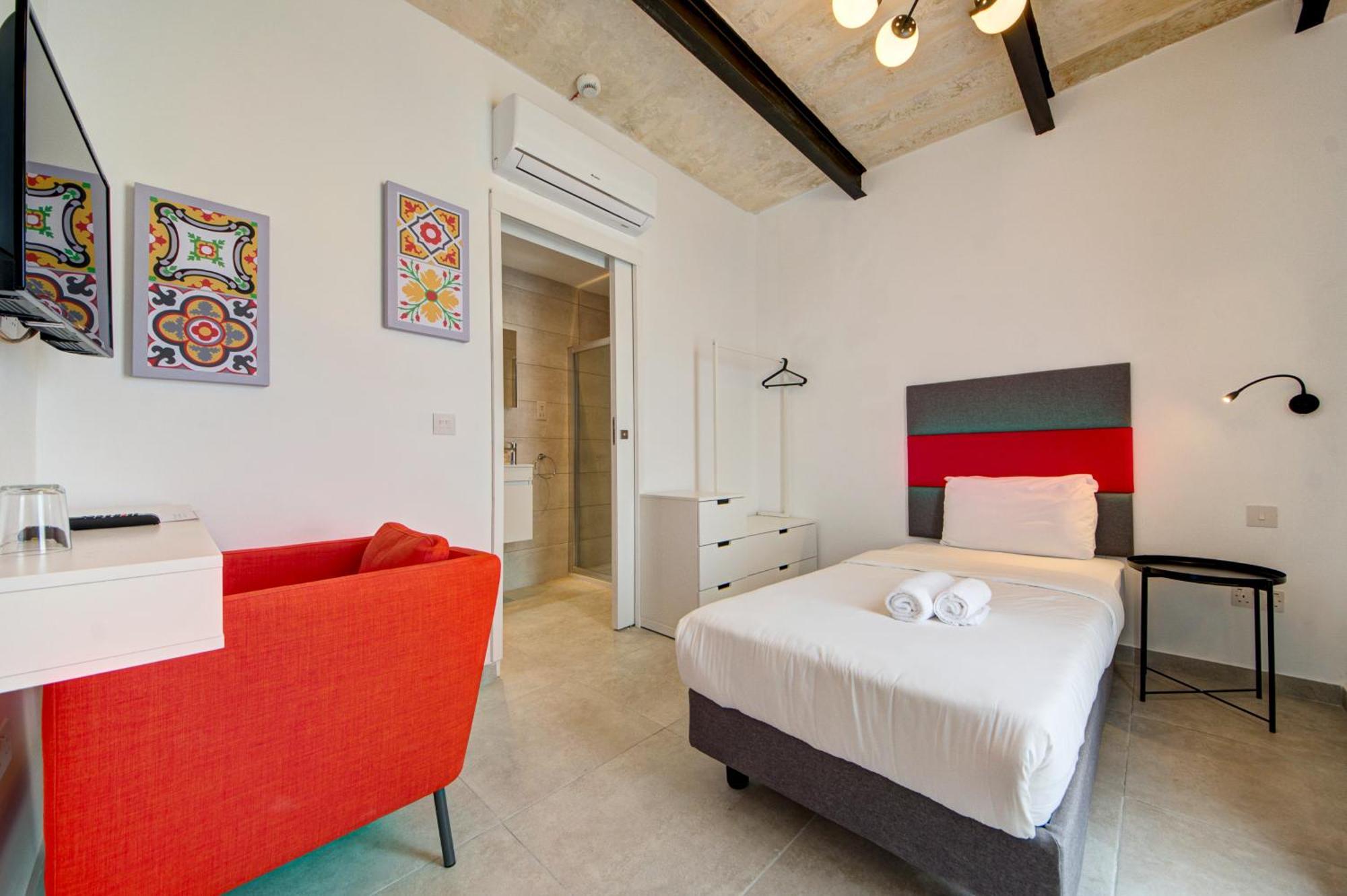 Private Rooms With Bathroom In Валлетта Екстер'єр фото